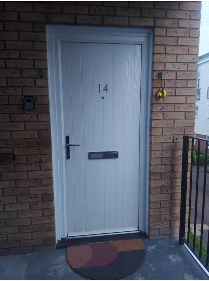 Minworth Lovely 1-Bedroom Condo With Parking On Premises מראה חיצוני תמונה